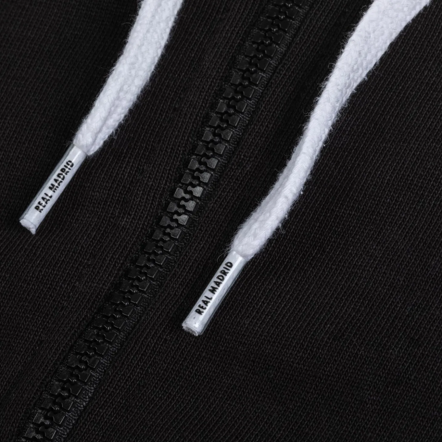 T&F Sweatshirts^Mens Essentials Color Crest Full Zip Hoody Black