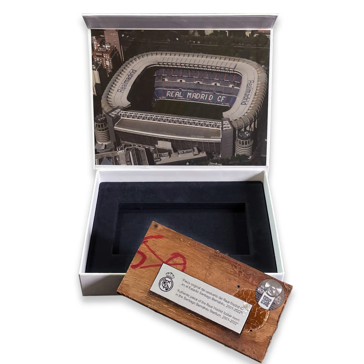 Pursuit 3 Back To School | Memorabilia^Santiago Bernabéu Stadium Real Madrid Locker Room Piece – Brown Wood Teak