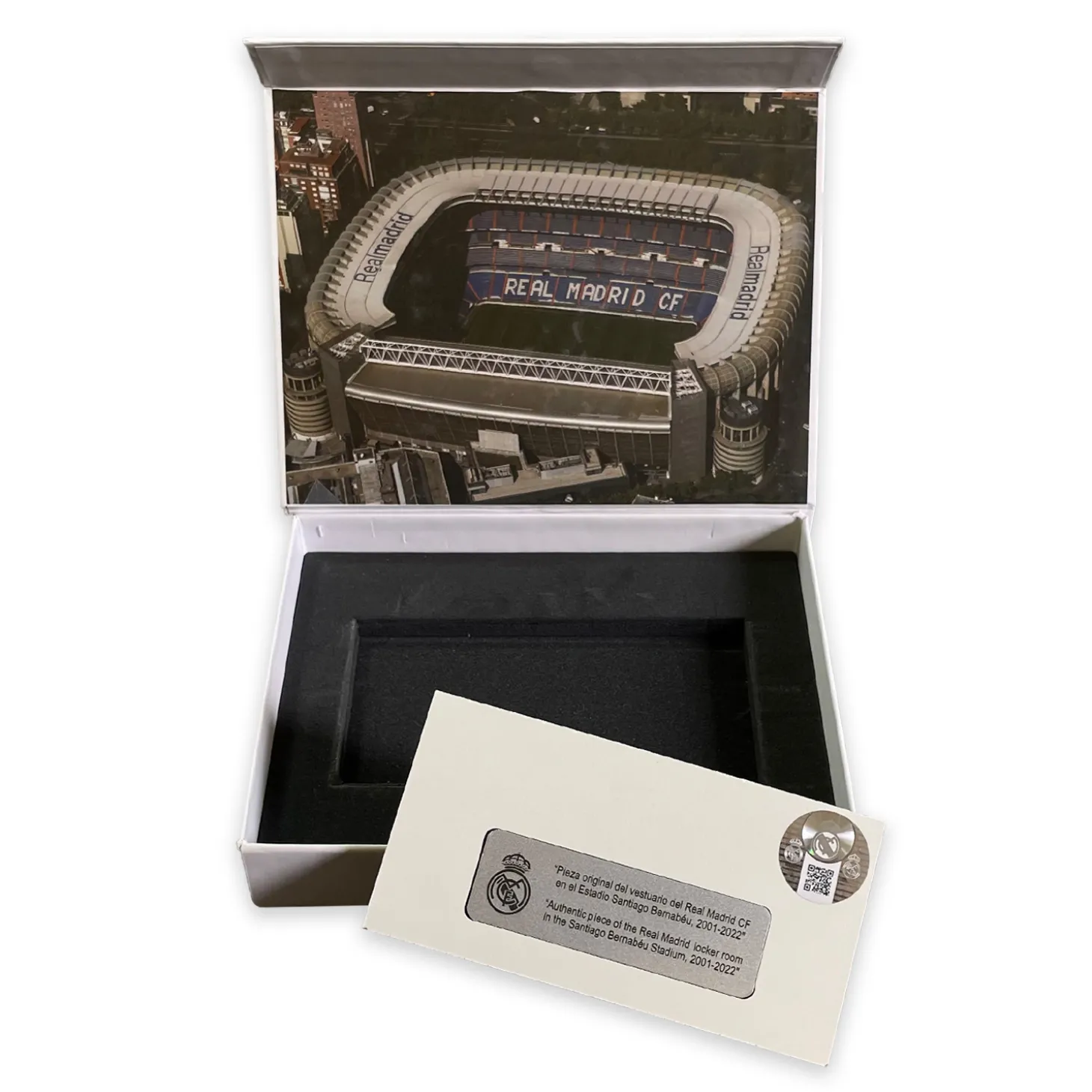 Pursuit 3 Back To School | Memorabilia^Santiago Bernabéu Stadium Real Madrid Locker Room Piece – White Wood Teak